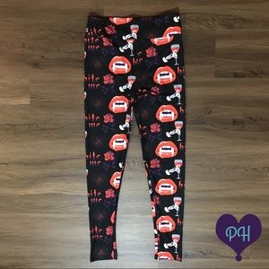 Bite Me Leggings